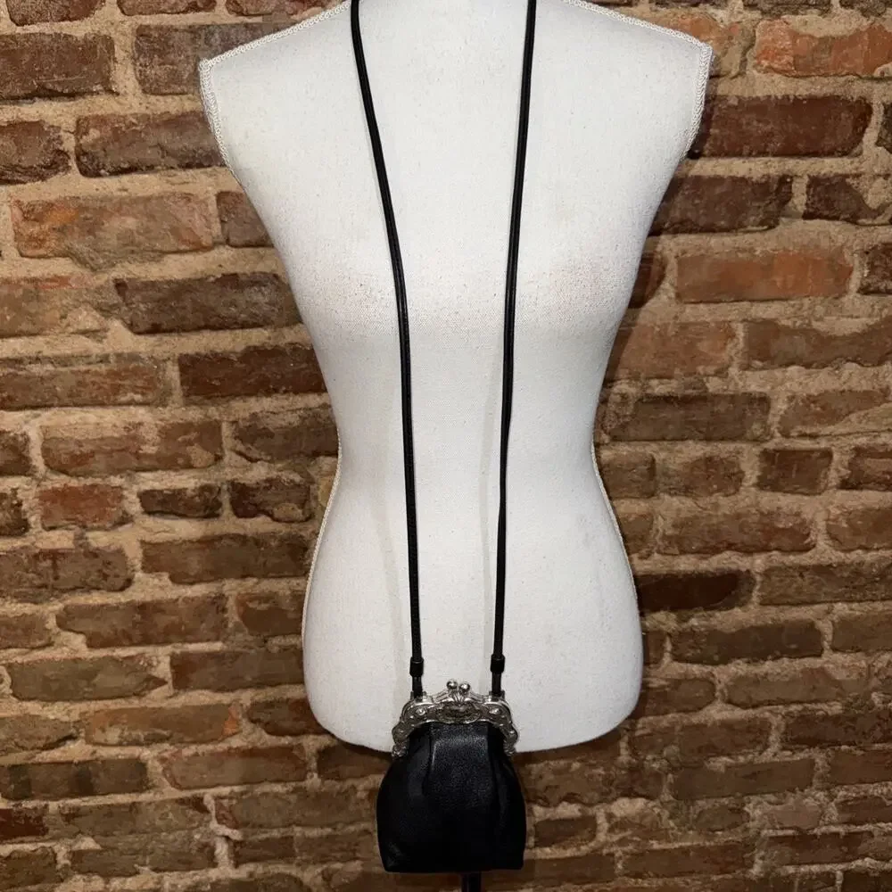 Brighton one 1 world vintage mini kisslock crossbody black leather bag EUC - Picture 4 of 8